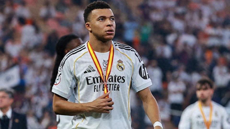 开云体育-姆巴佩的“主帅魔咒”：所到之处，教练难逃下课命运