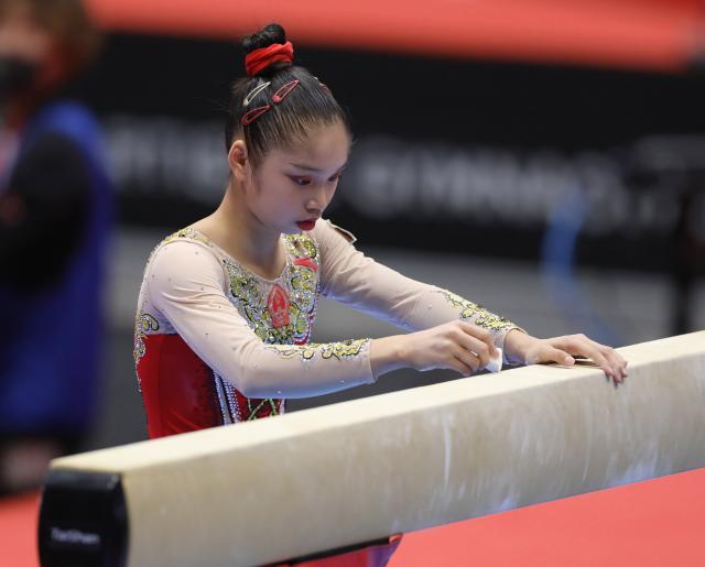 体操单项世锦赛胡旭威一日双冠 中国军团5金收官